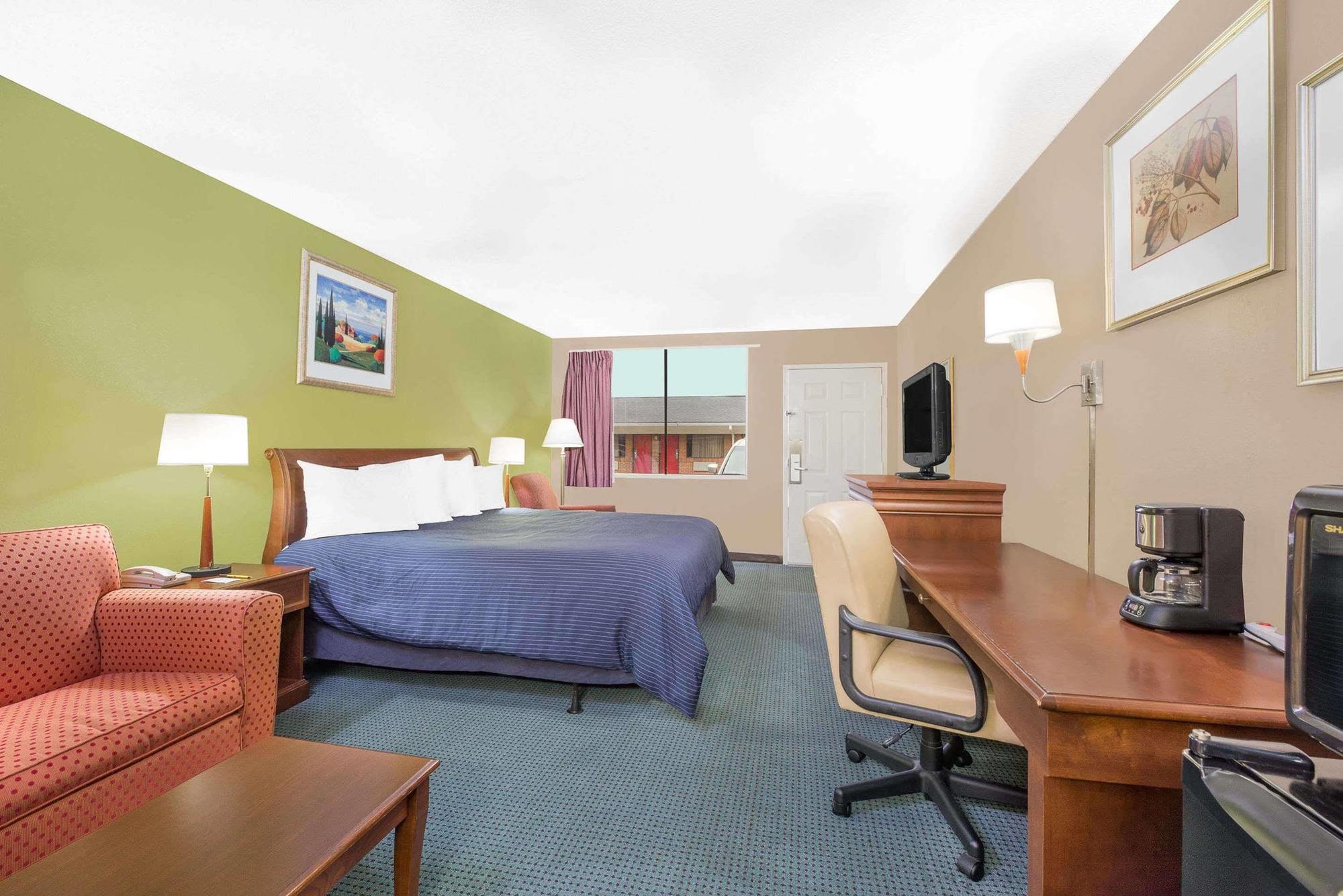 Hotel Express Anniston/Oxford 외부 사진
